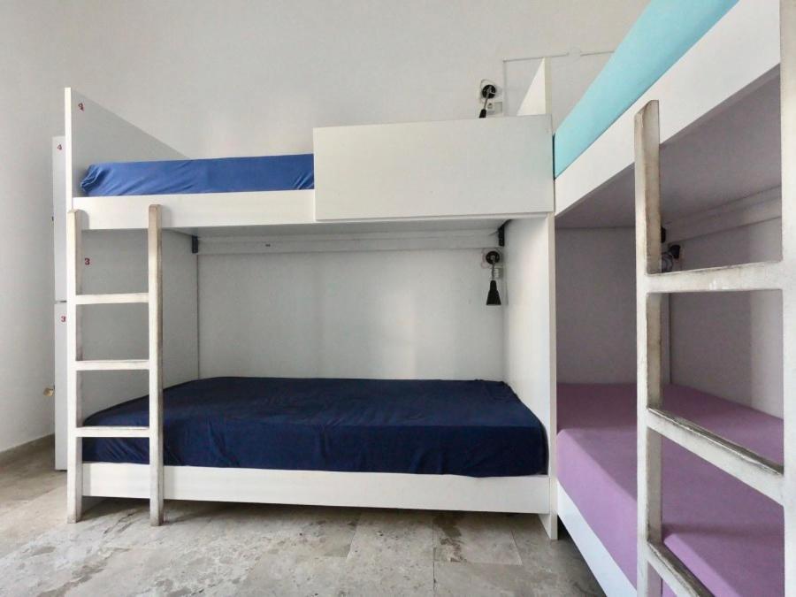 Fira Backpackers Place 외부 사진