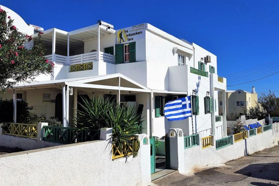 Fira Backpackers Place 외부 사진